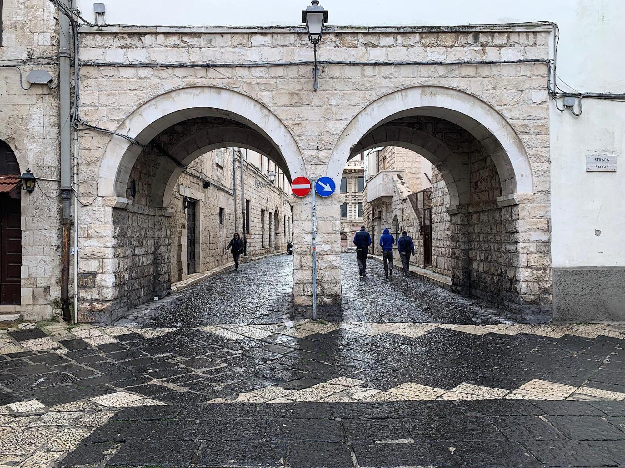 Bellissimo Open Space Stramo Bari Esterno foto